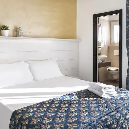 Hotel Hawaii Riccione Buitenkant foto