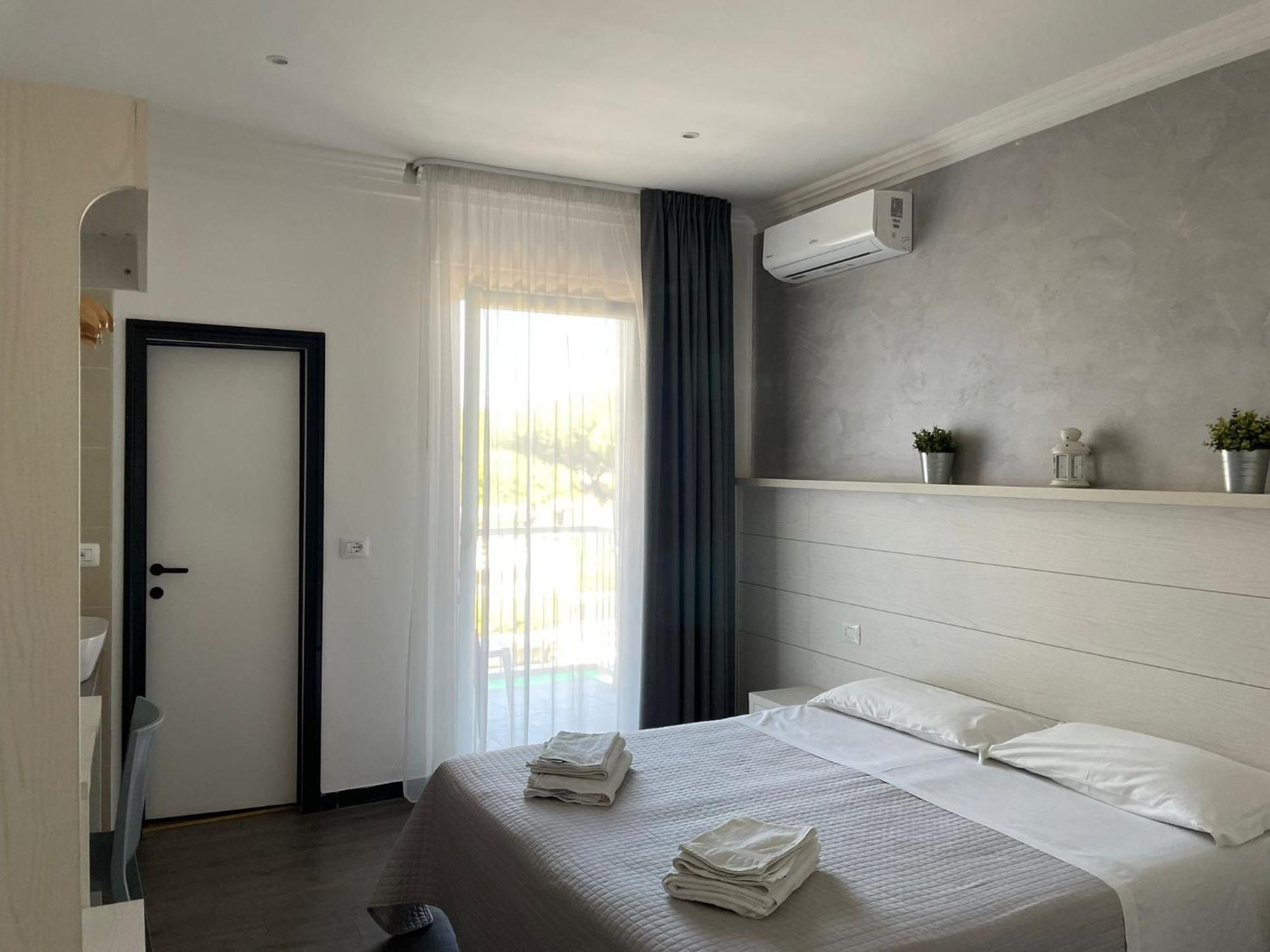 Hawaii Bed And Coffee 2* Riccione