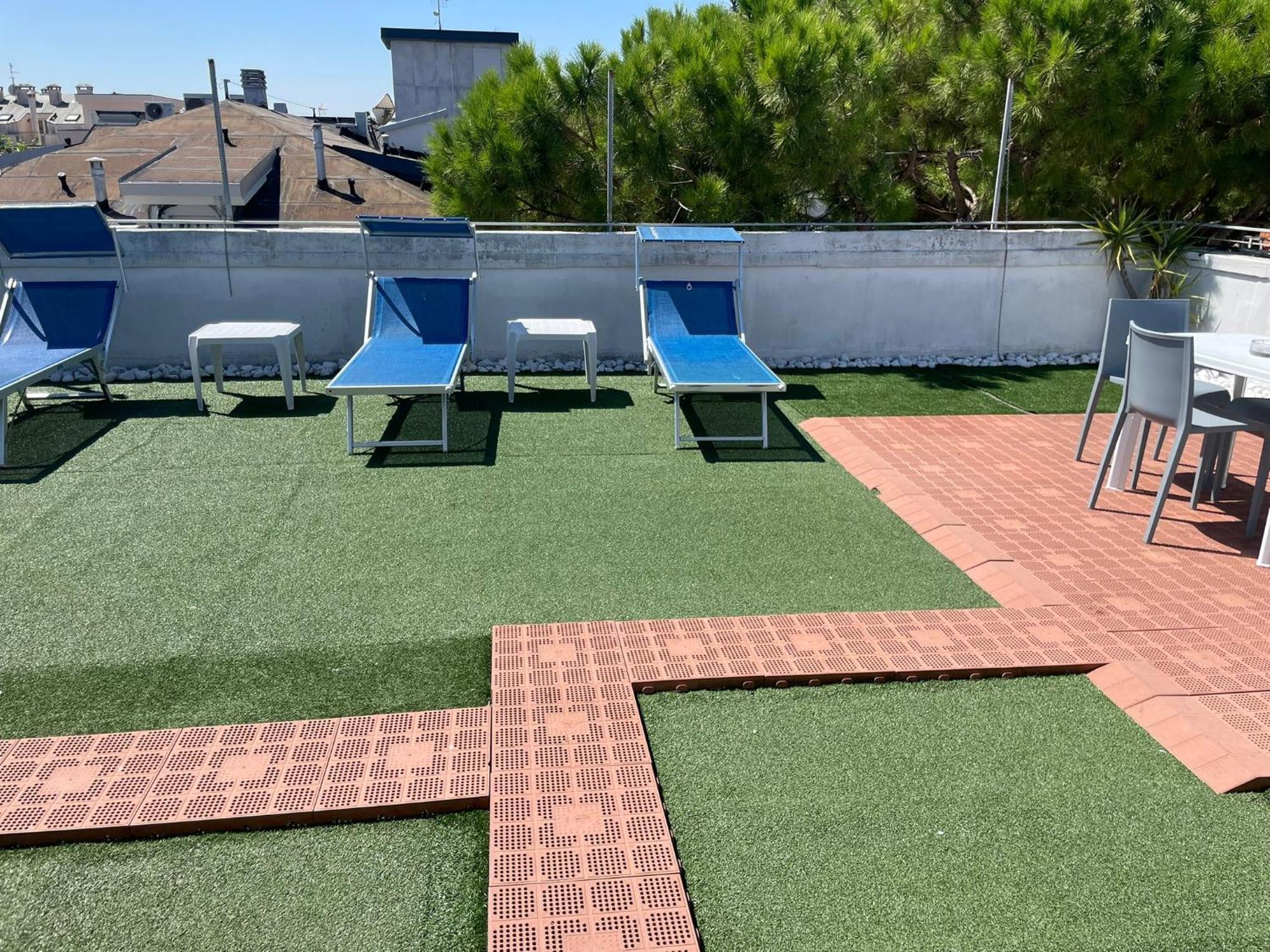 Hawaii Bed And Coffee Hotel Riccione